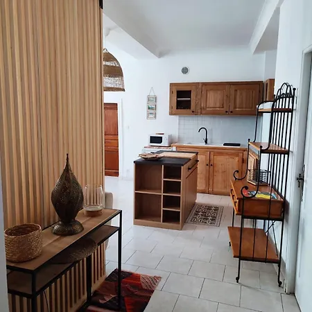 Le Marronnier Apartment